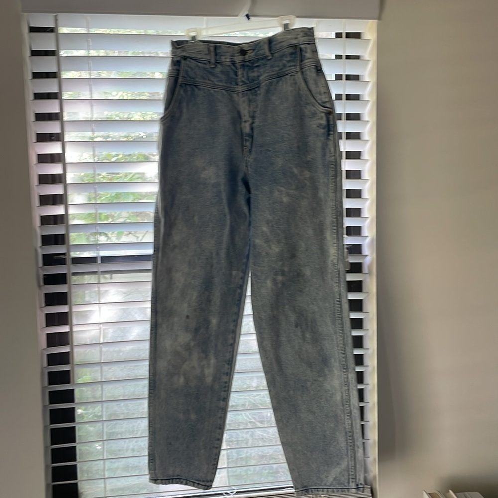 Vintage mom Jean style high waisted denim
